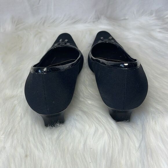 Naturalizer Alla Black Faux Sueded Kitten Heels Sz 7.5 - Picture 2 of 7